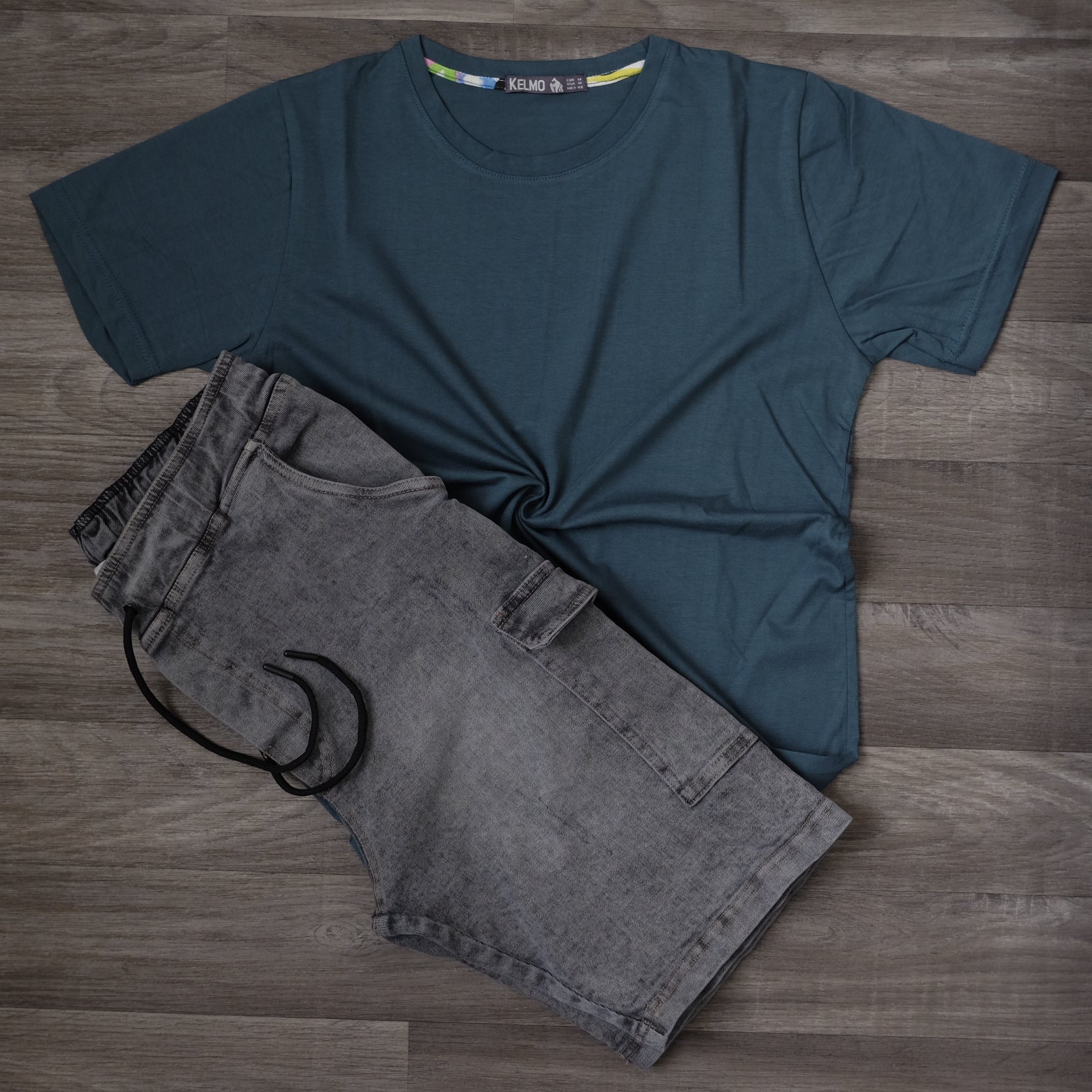 Ensemble Short Cargo Baggy Jeans Délavé Gris  + T-Shirt Bleu Canard