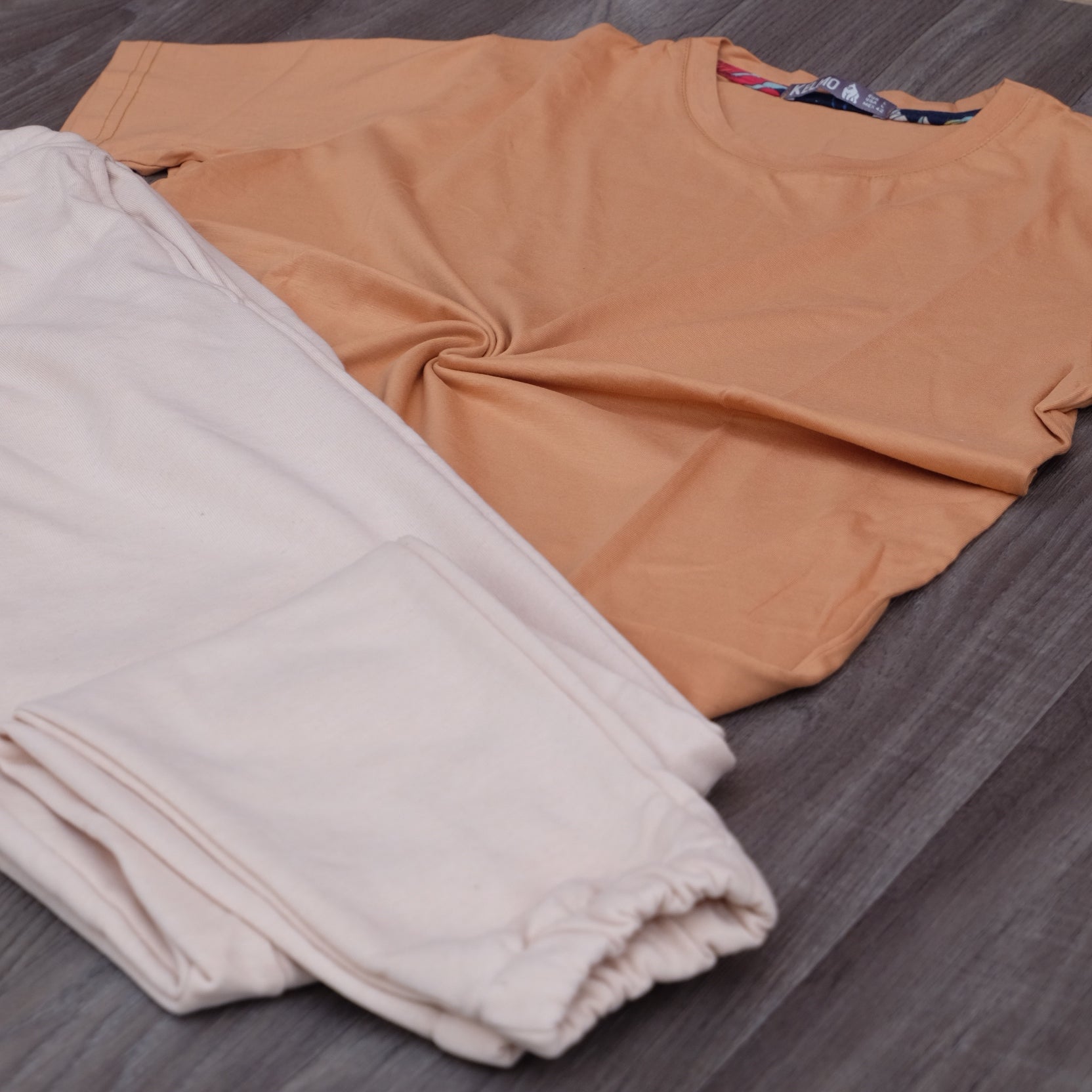 Ensemble T-Shirt Beige Sable+ Jogging Beige Clair