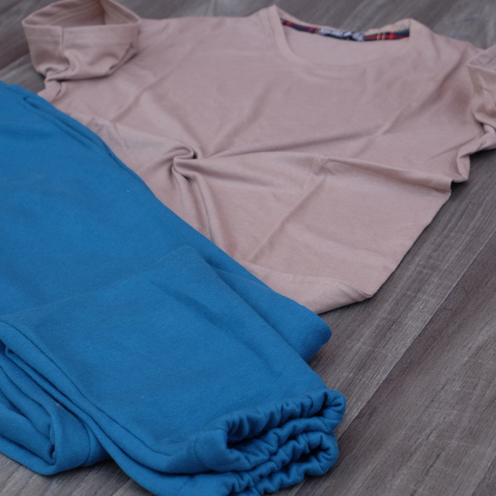 Ensemble T-Shirt Beige caramel + Jogging Indigo