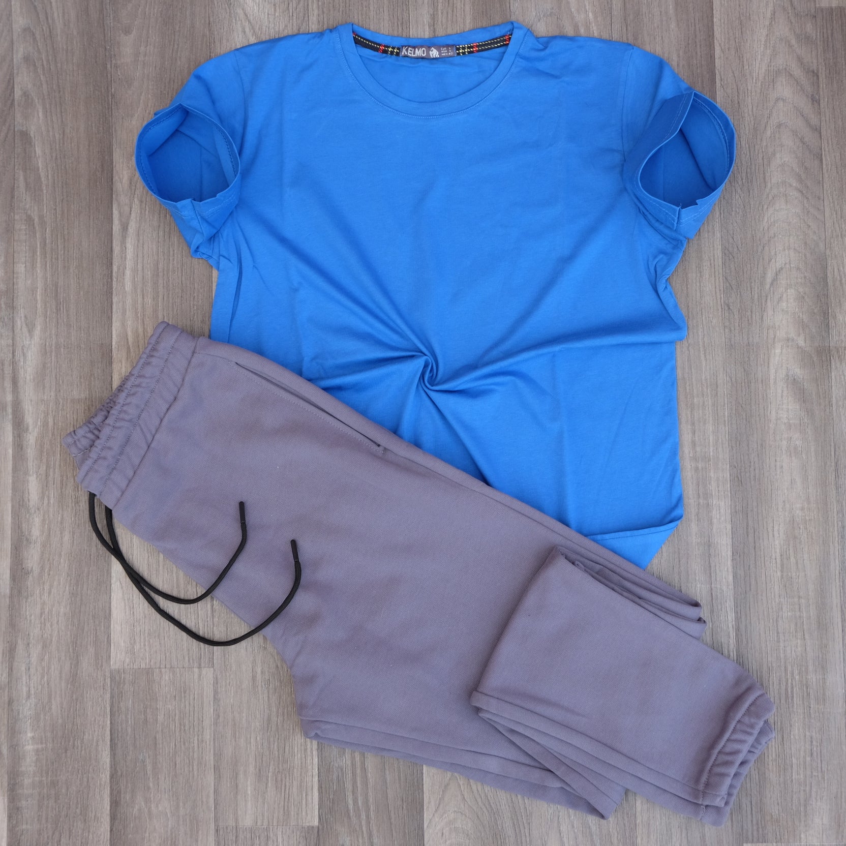 Ensemble T-Shirt Bleu Roi + Jogging Gris Nardo