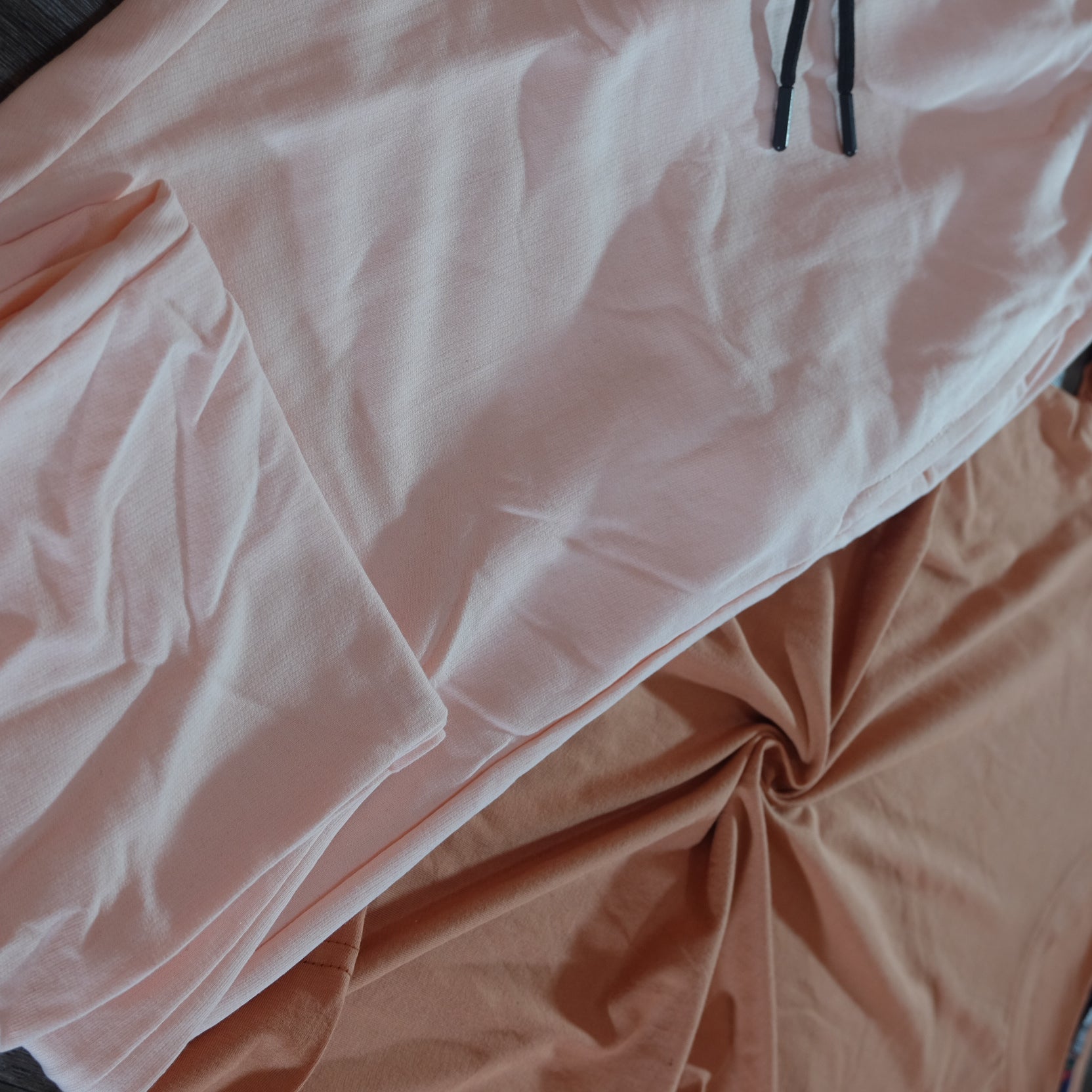 Ensemble T-Shirt Saumon Fonce + Jogging Saumon Clair