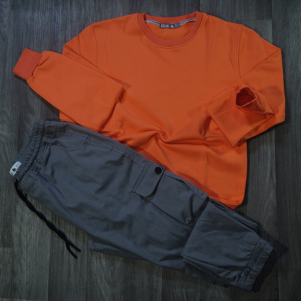 Ensemble Cargo Gris Clair + Sweat Orange