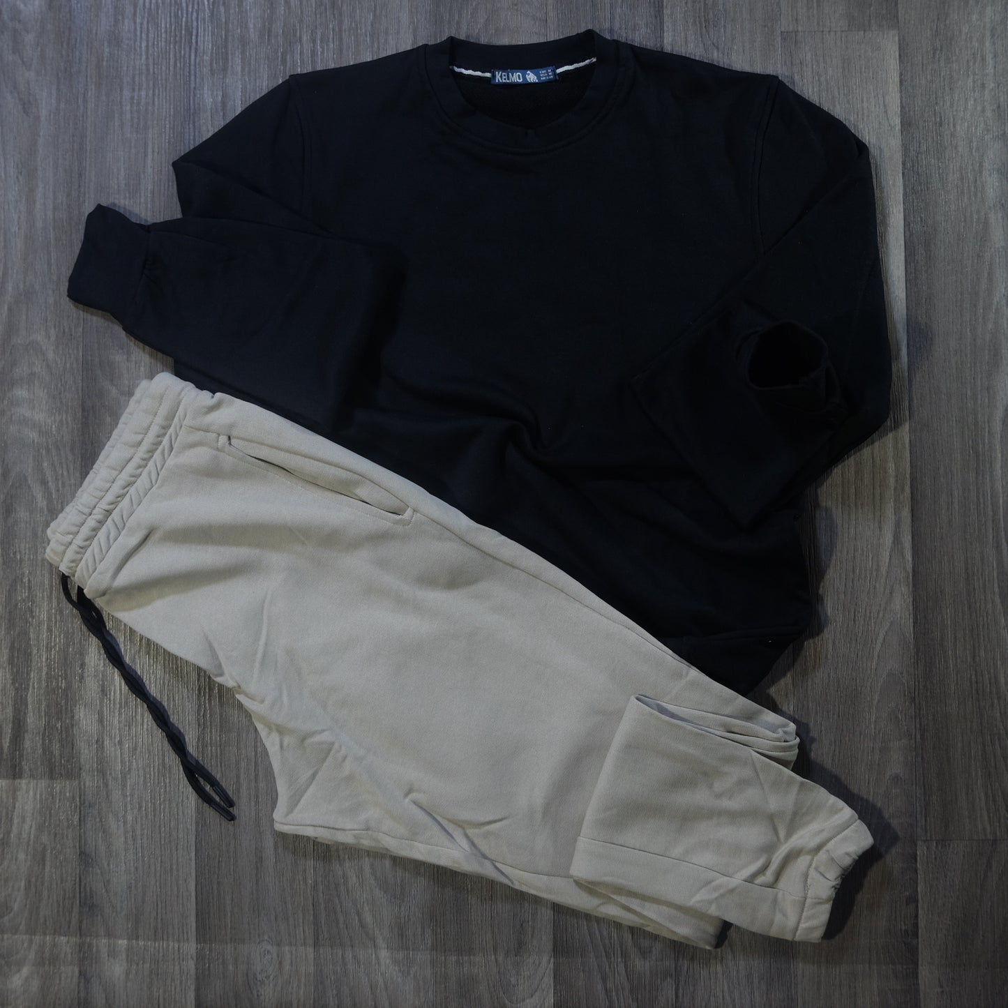 Ensemble Jogging Beige + Sweat Noir
