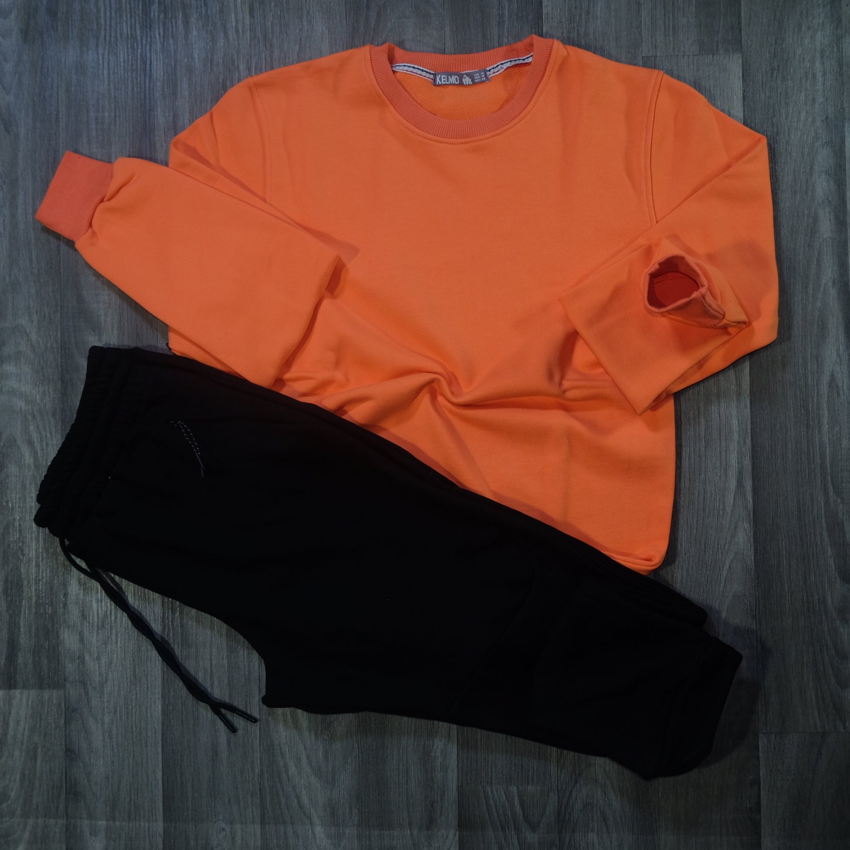Ensemble Jogging  Beska Noir + Sweat Orange