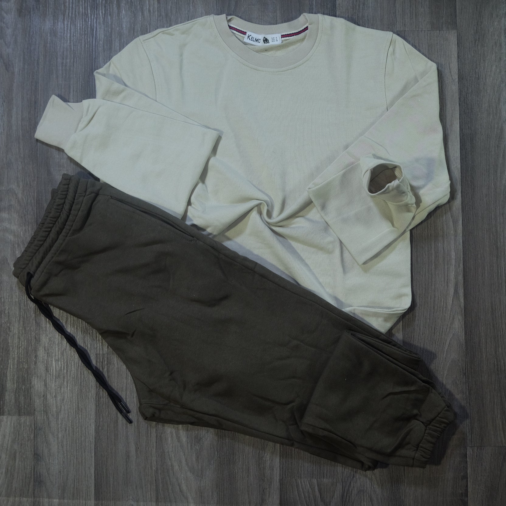 Ensemble Jogging  Kaki + Sweat Beige
