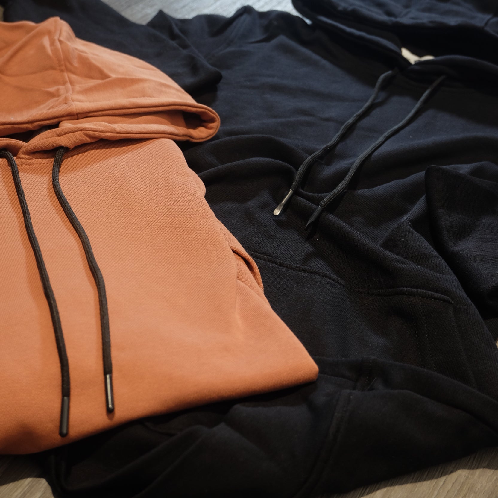 Pack 2 Sweat a Capuche Cotton Beige Rouge + Noir