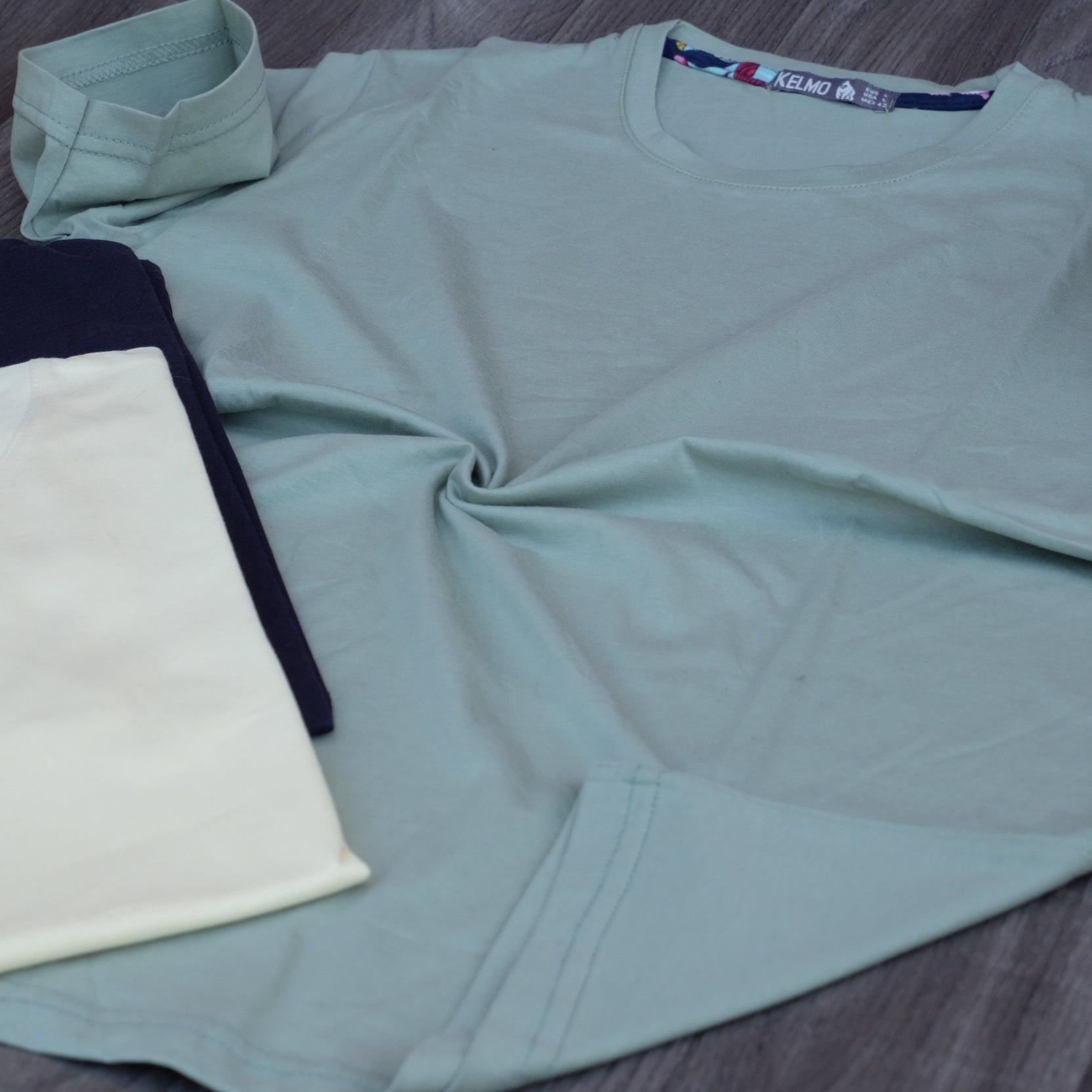 Pack 3 T-Shirt Bleu Marine + Jaune Poussin+ Vert Nik