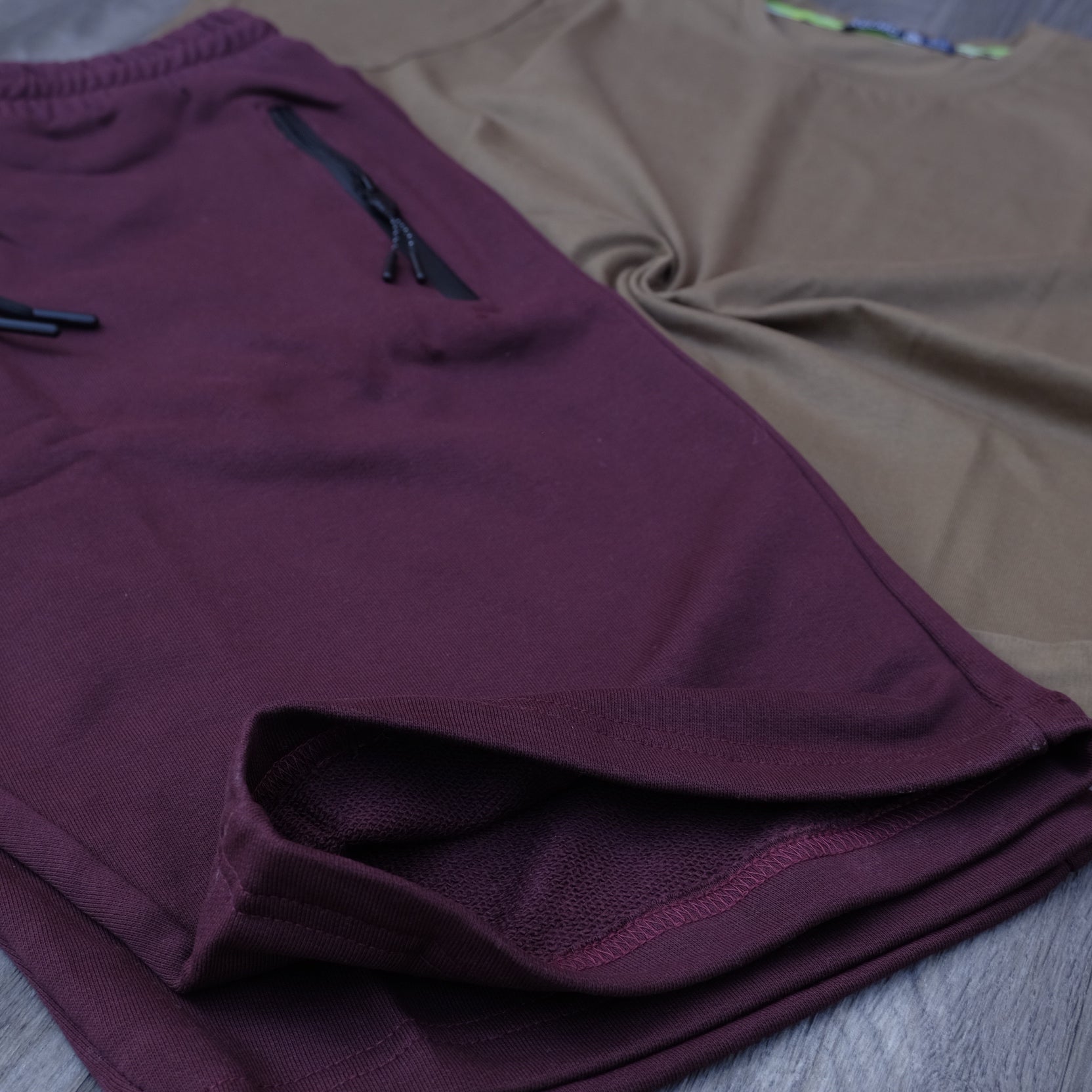 Pack Short Grenat + T-Shirt Marron Fonce