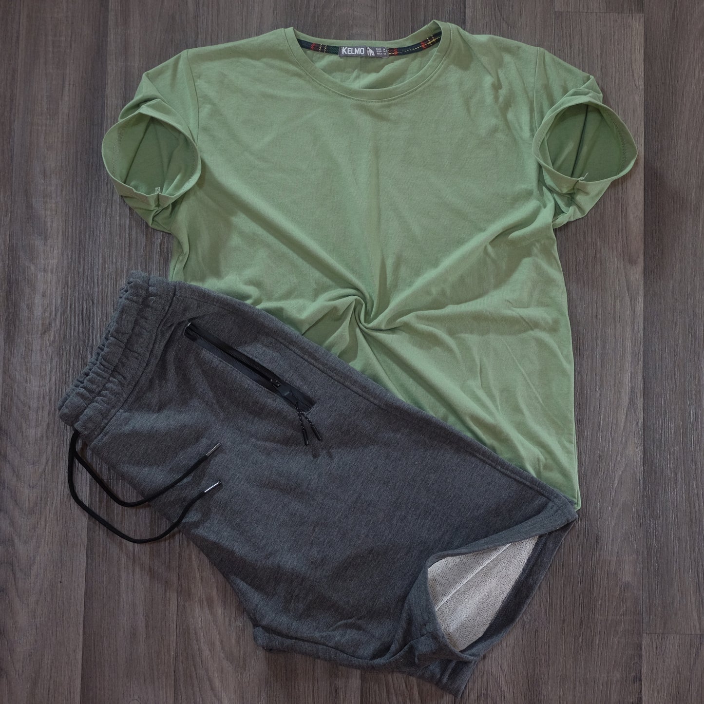 Pack Short Gris Chine Fonce + T-Shirt Vert Nil