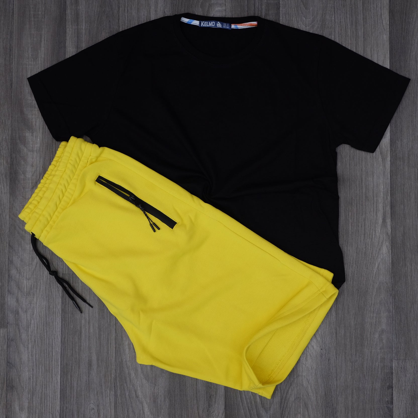 Pack Short Jaune Fluo + T-Shirt Noir