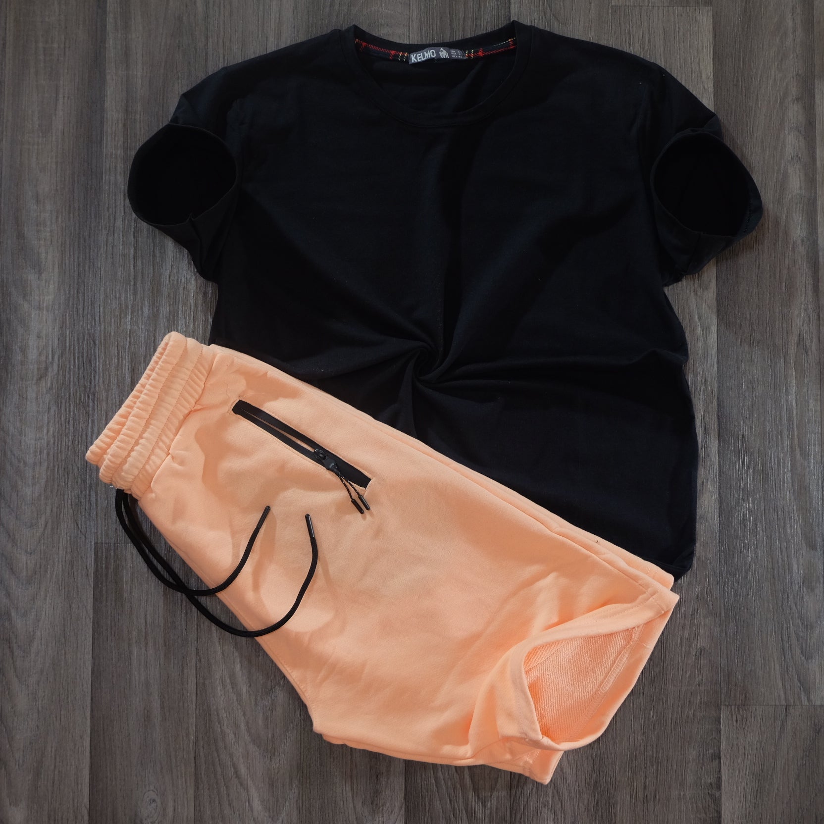 Pack Short Saumon Fonce + T-Shirt Noir