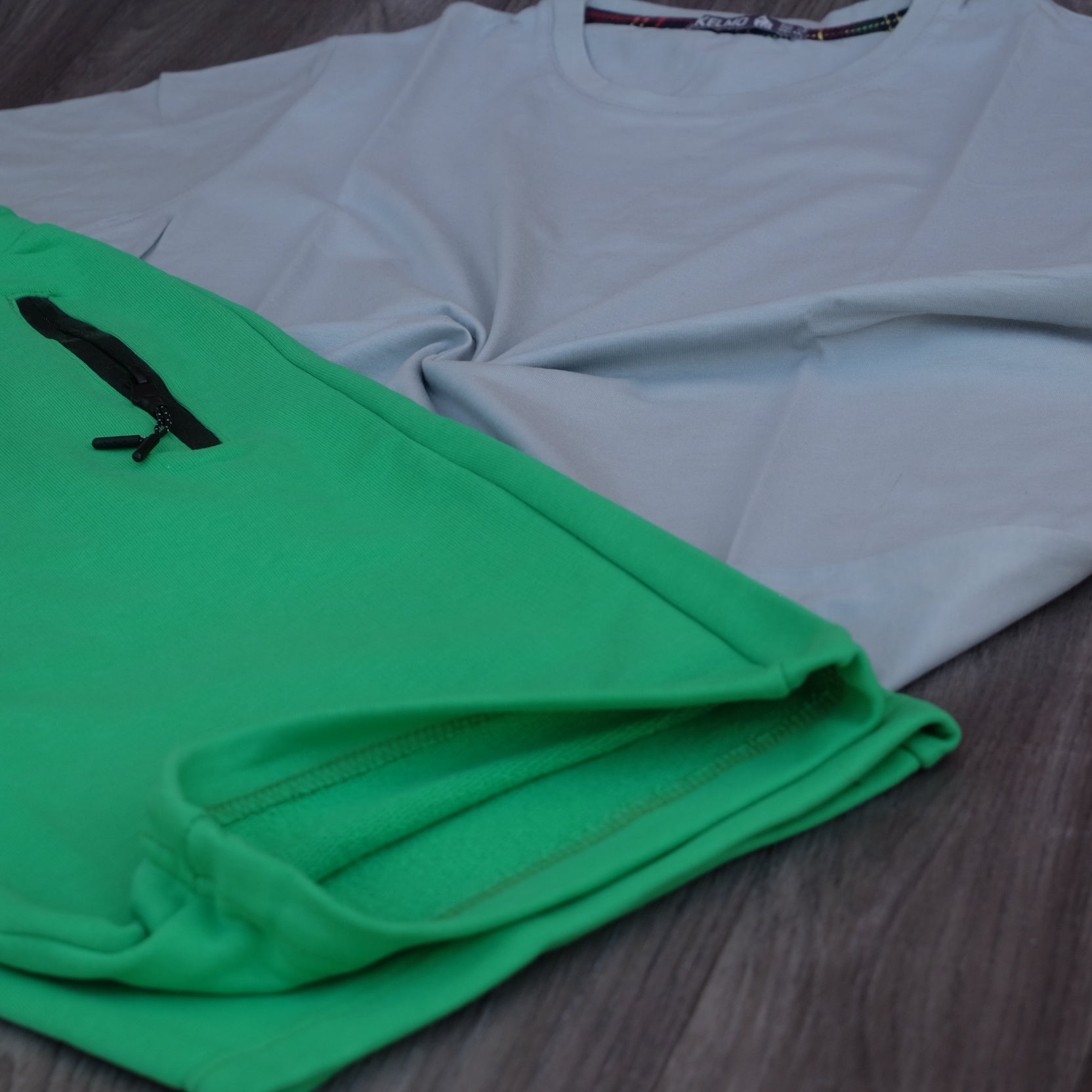 Pack Short Vert Raj + T-Shirt Gris Clair