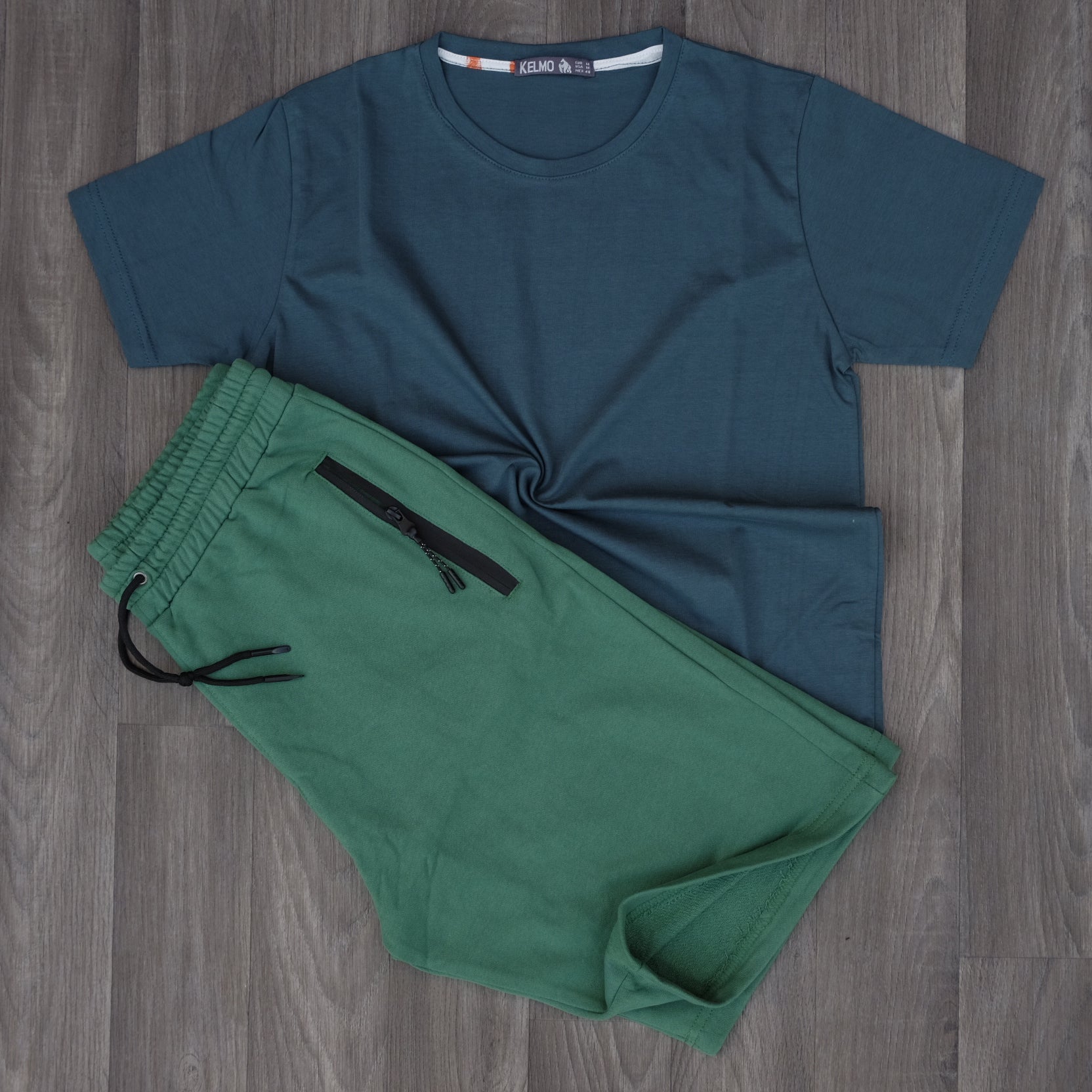 Pack Short Vert Roi + T-Shirt Bleu Canard