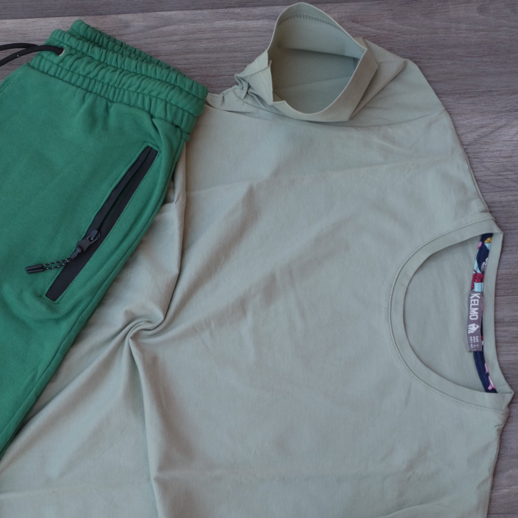 Pack Short Vert Roi + T-Shirt Vert Nik