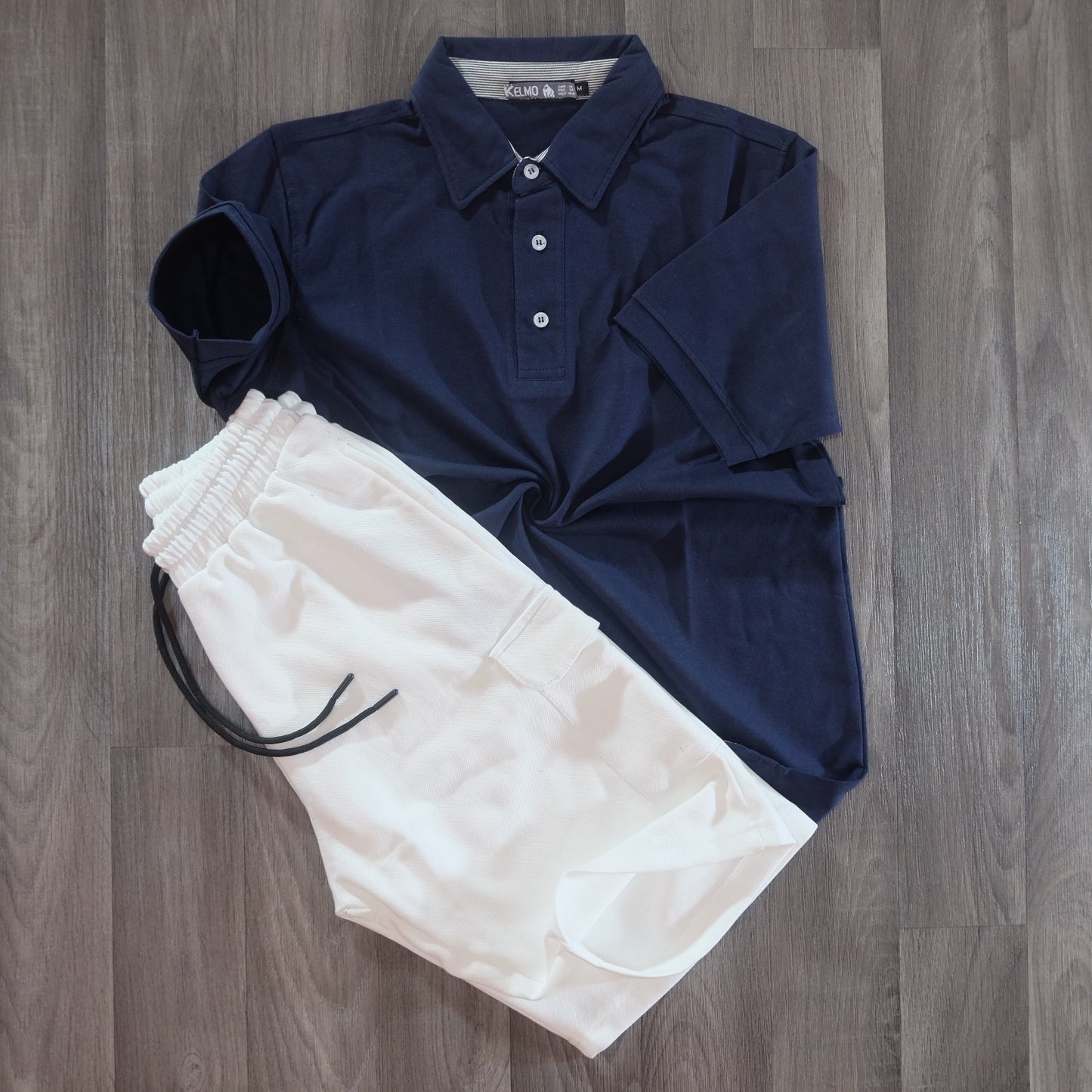 Pack Short Cargo Blanc + Polo Bleu Marine