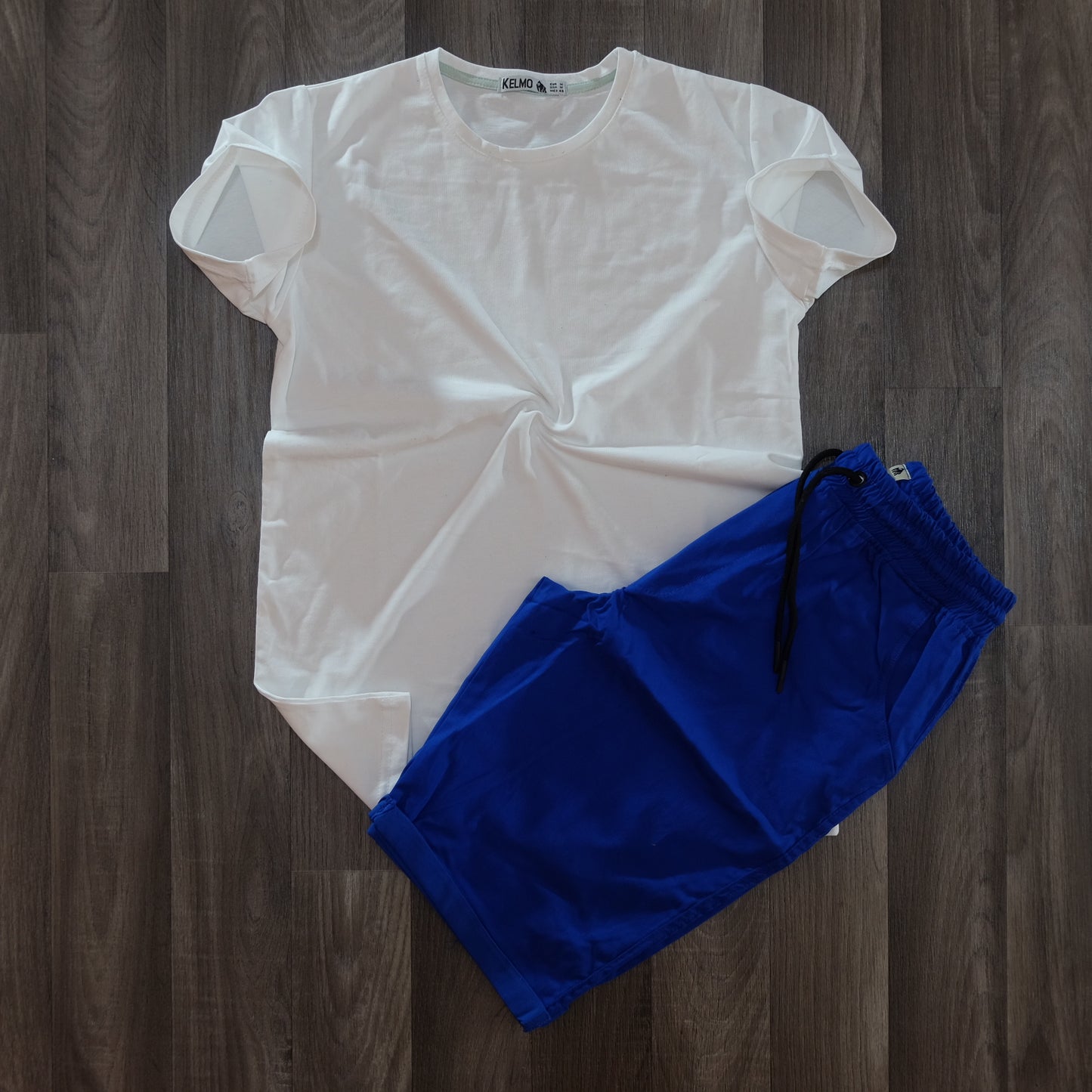 Pack Short en Toile Unie Bleu Roi + T-Shirt Blanc